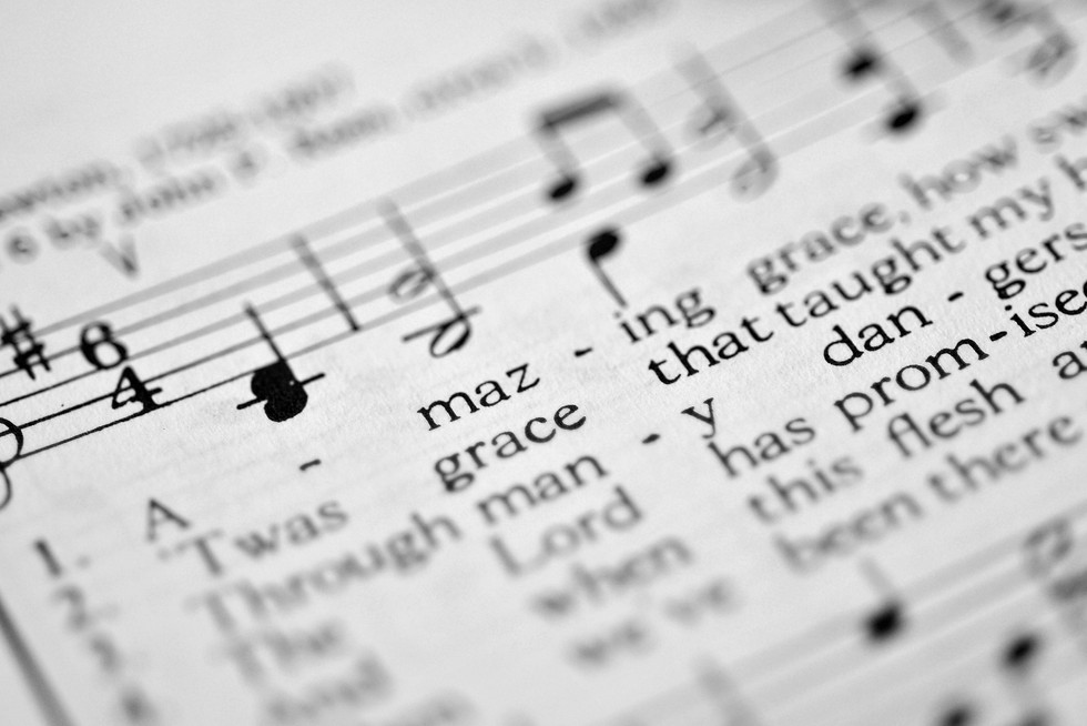 An image showing the lyrics and music to the hymn Amazing Grace.